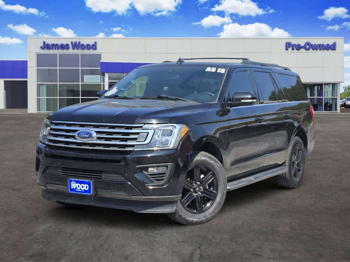 2021 Ford Expedition XLT MAX in Black — front three-quarter view