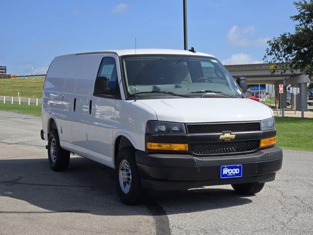2025 Chevrolet Express Cargo — side profile view