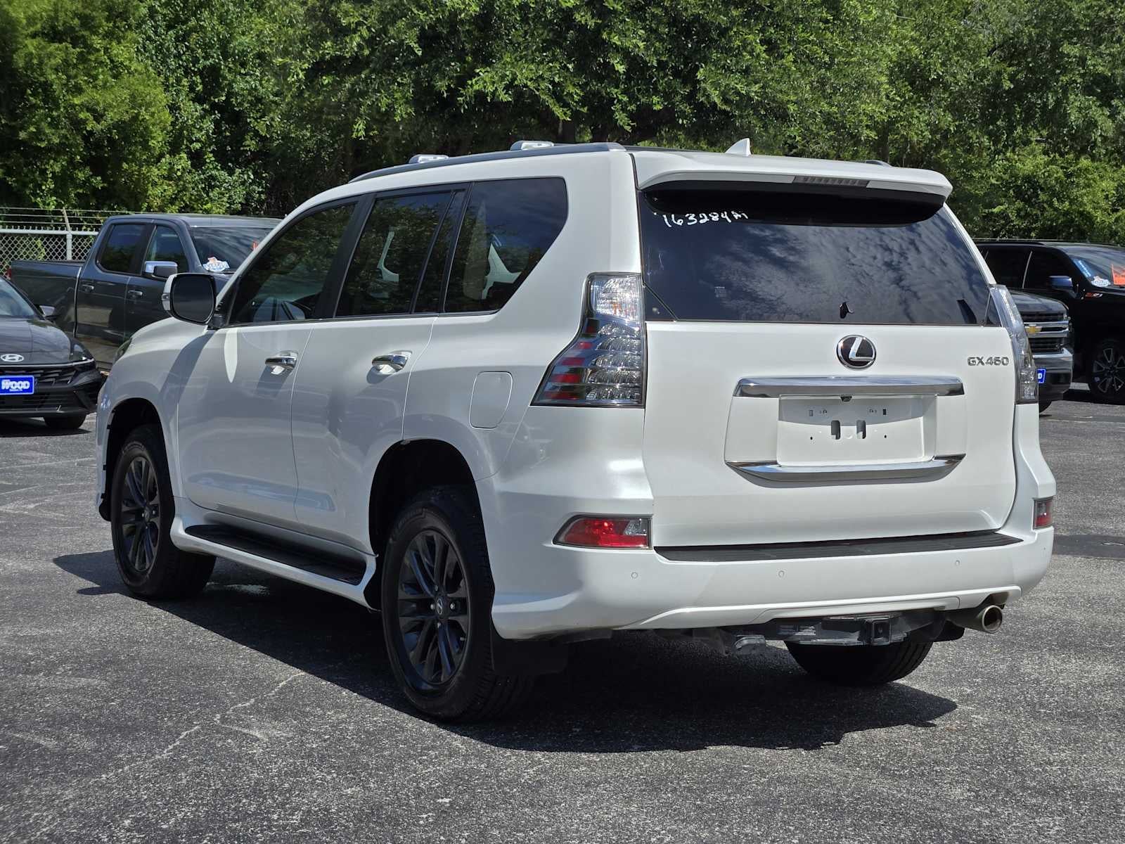 2023 Lexus GX 460 — detail view